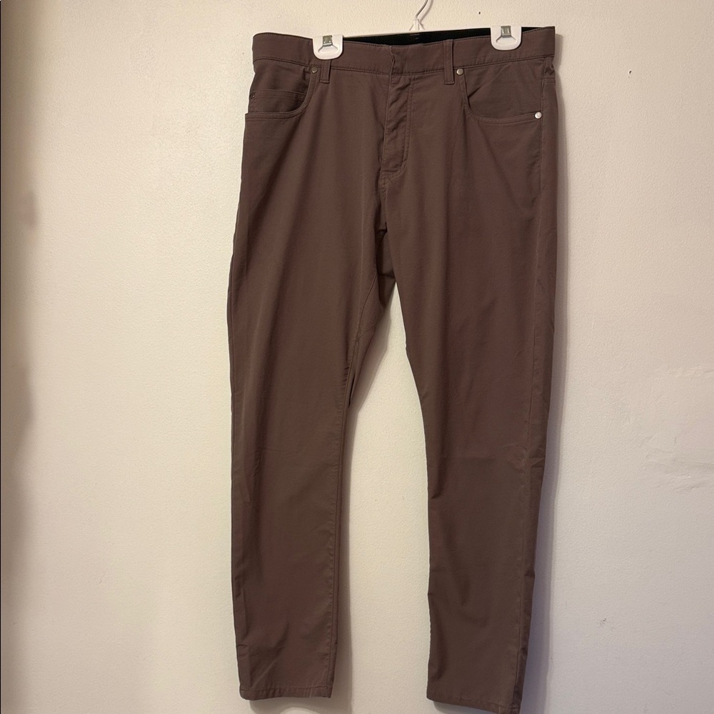Nike Men's Tan Chinos